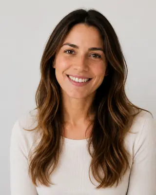 Fernanda L.